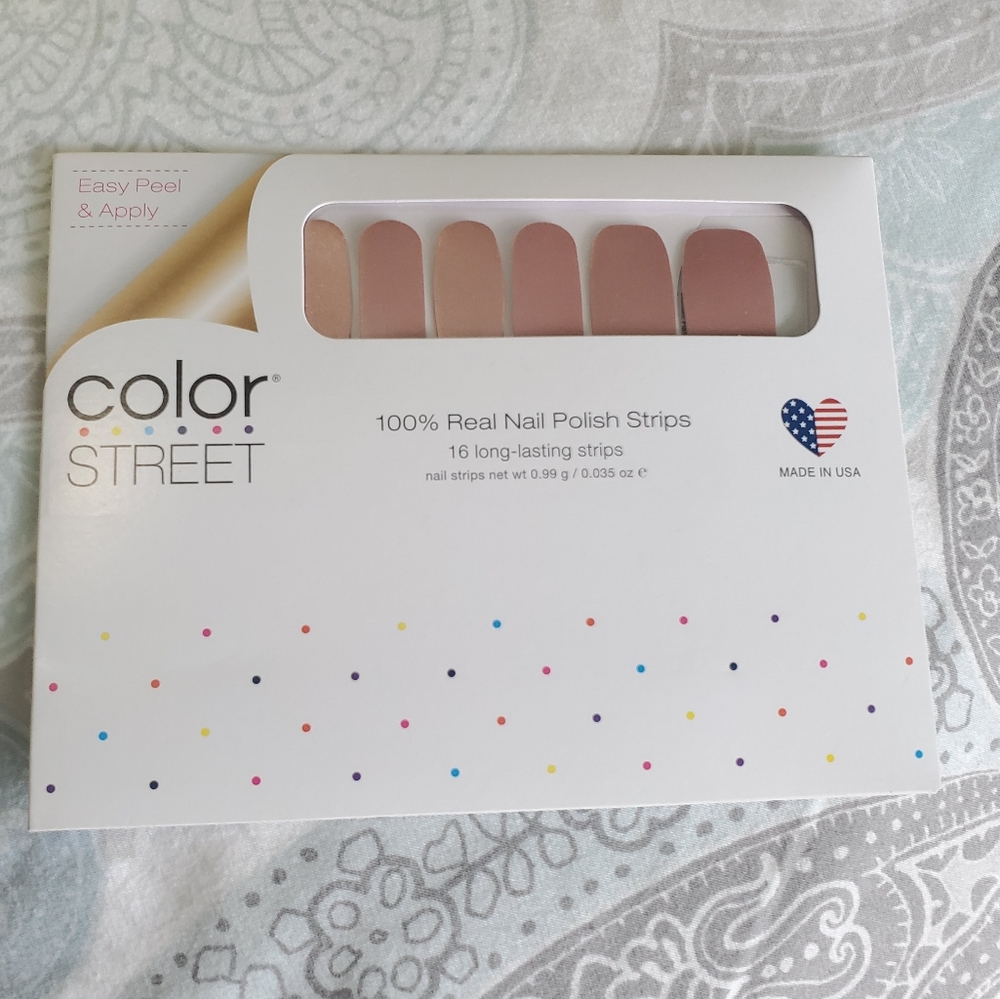 Color Street Nail Polish Strips - At The Plaza